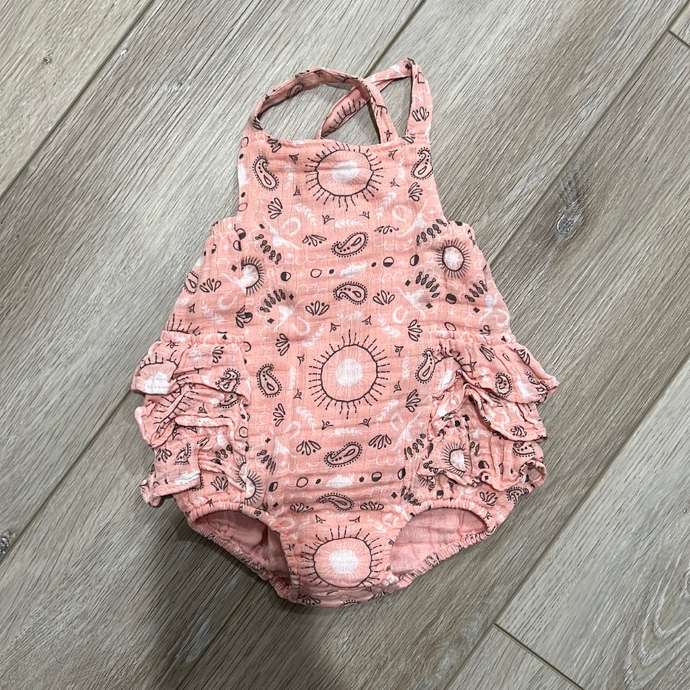 Angel Dear Ruffle Sunsuit - Picture 3 of 3